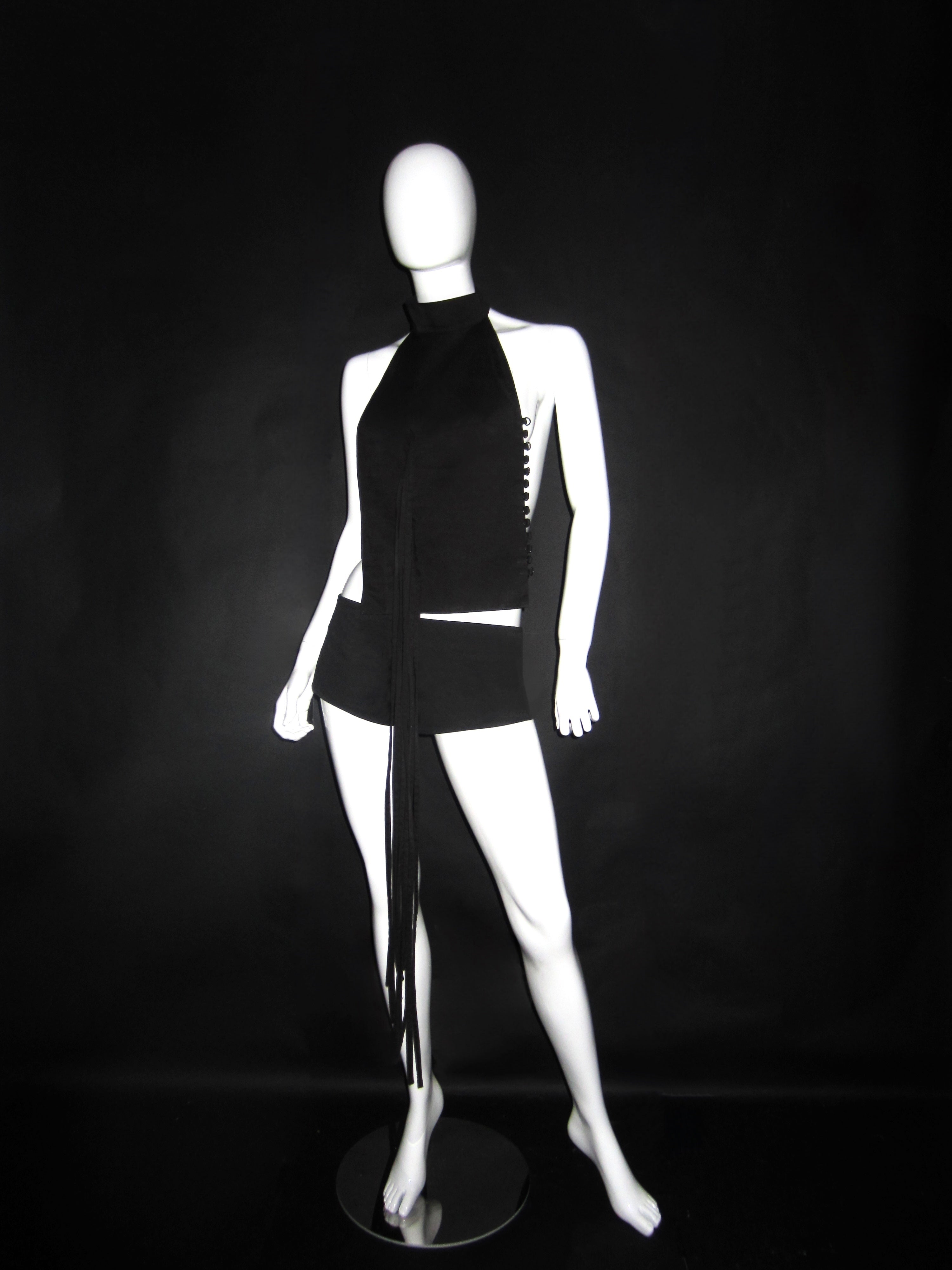 SKIN HALTER TOP