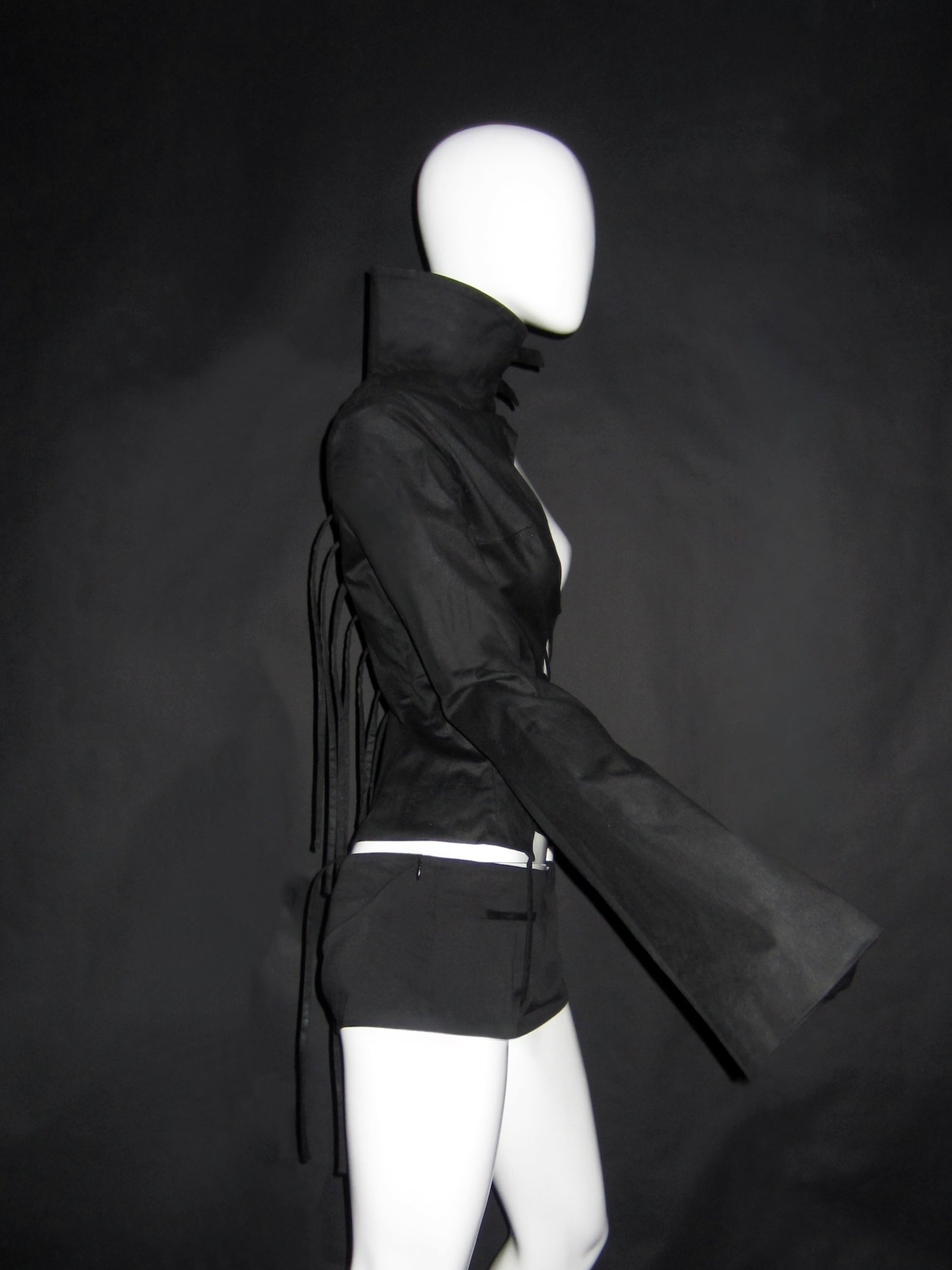 SCULPTURE JACKET